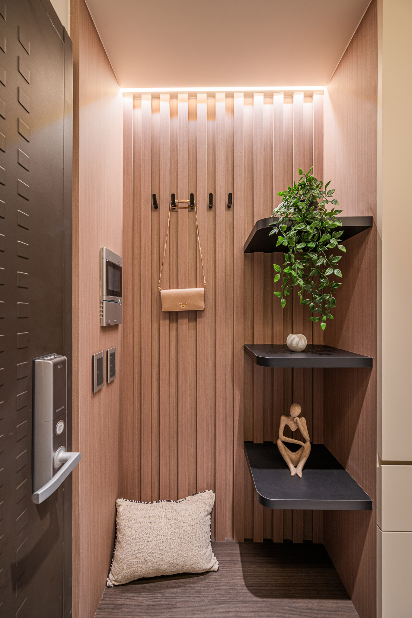 綠藝首席－靜光日居